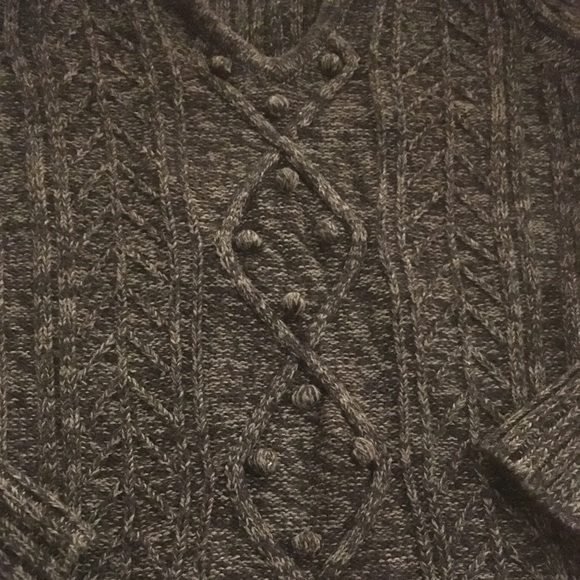 ❤️HP❤️ EUC Heather Gray Izod Sweater - Picture 2 of 7